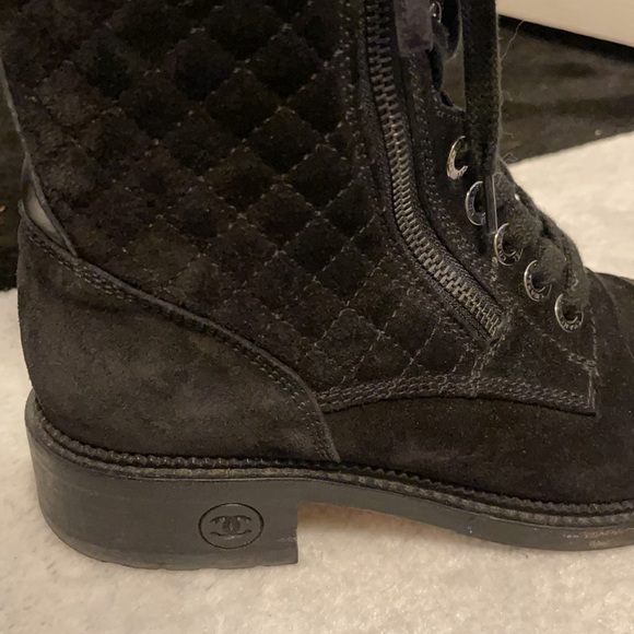 Chanel Quilted pattern combat boots - Picture 5 of 11